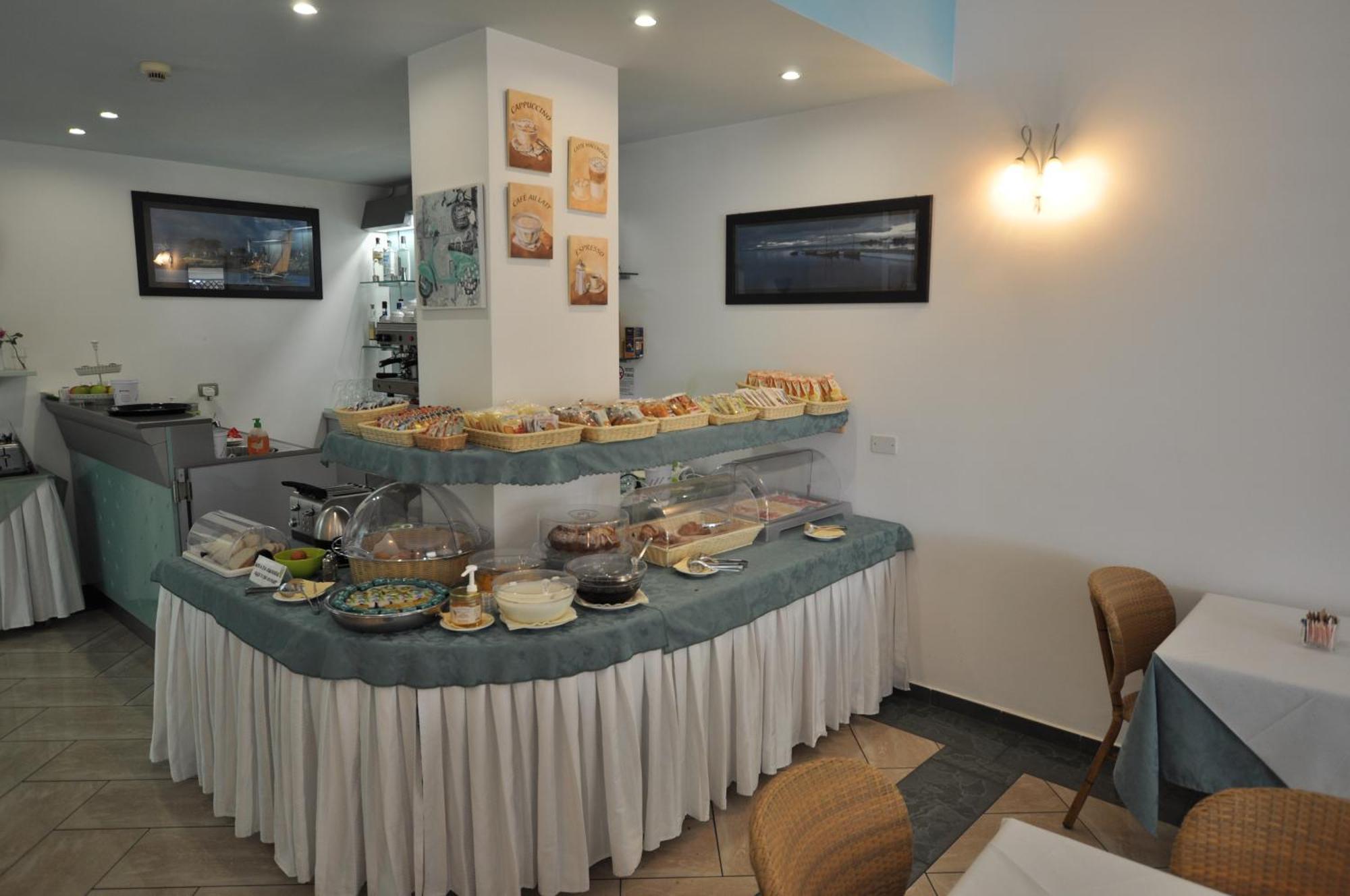 Hotel Mistral Marina di Campo Buitenkant foto