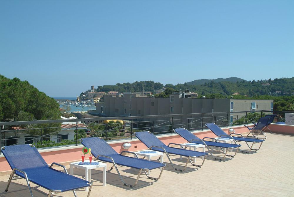 Hotel Mistral Marina di Campo Buitenkant foto